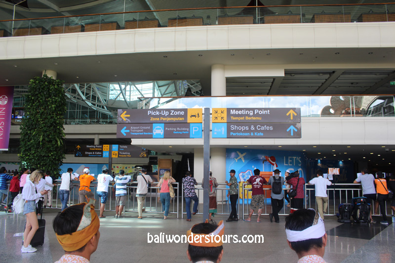 denpasar bali airport arrival hall