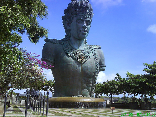garuda wisnu kencana bali