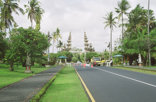 nusa dua bali rent car