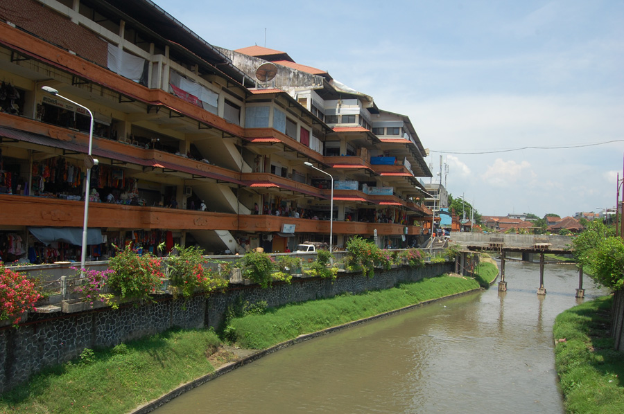 denpasar traditional market