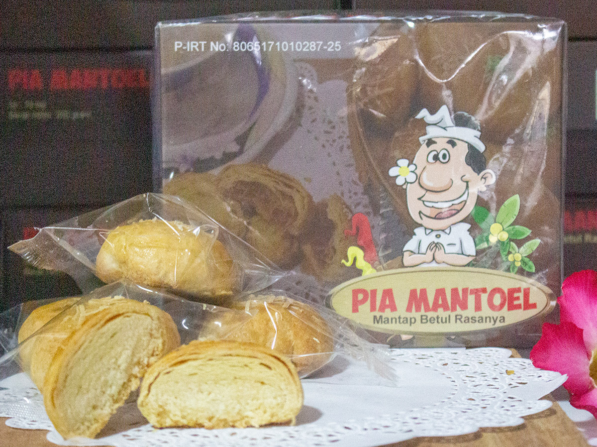 cake pia mantoel bali