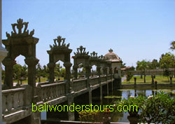 taman ujung sukasada bali