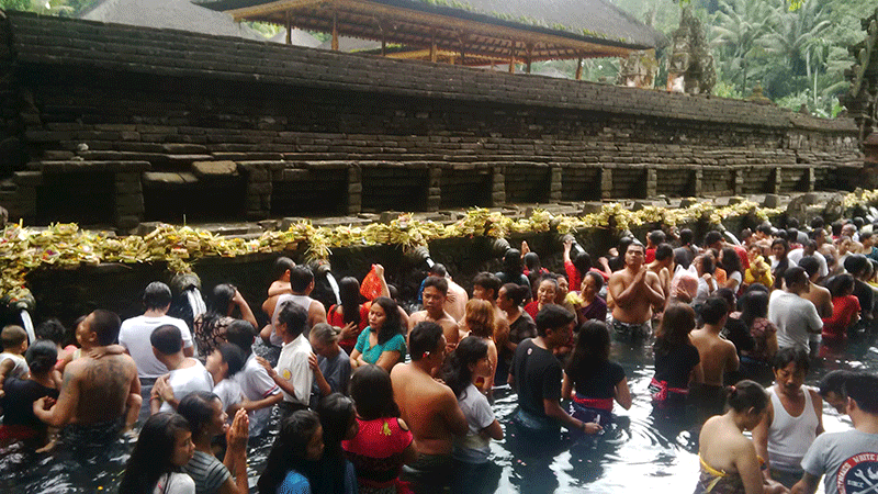 tampak siring tirta empul temple bali