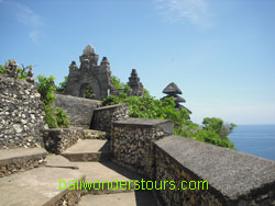 uluwatu bali tour